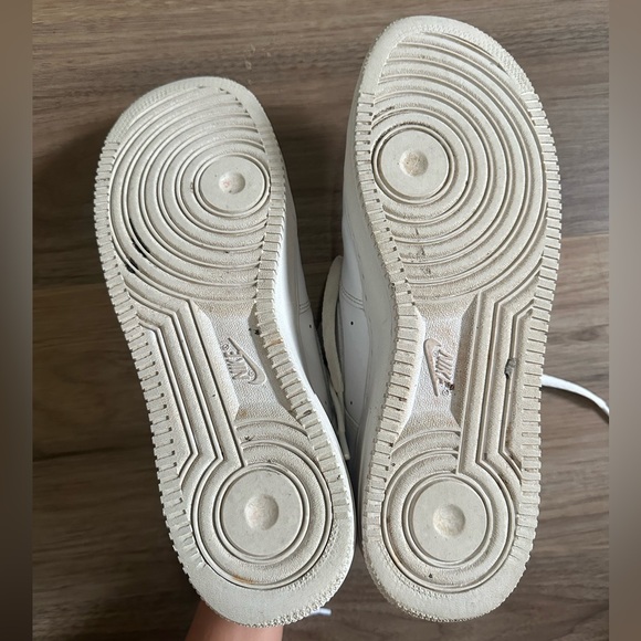 Men’s Nike AF1 - Picture 5 of 5
